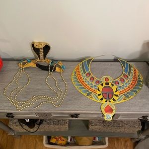 Cleopatra costume accessories